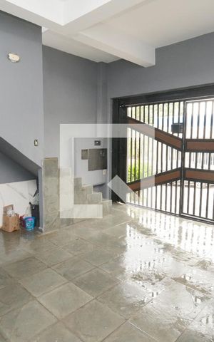 Casa à venda com 130m², 2 quartos e 2 vagasGaragem