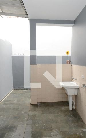 Casa à venda com 130m², 2 quartos e 2 vagasÁrea de Serviço