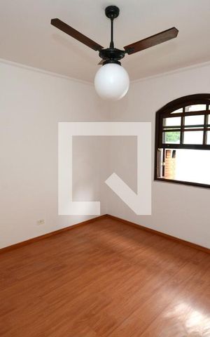Casa à venda com 130m², 2 quartos e 2 vagasSuíte 2