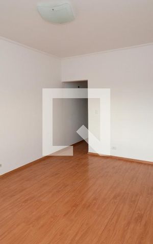 Casa à venda com 130m², 2 quartos e 2 vagasSala