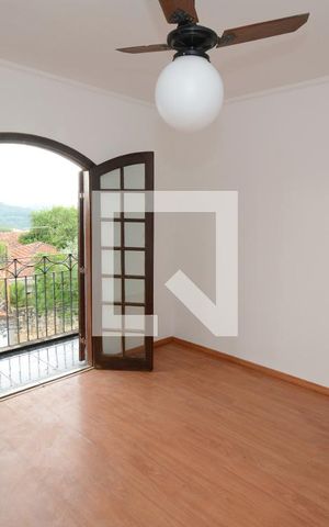 Casa à venda com 130m², 2 quartos e 2 vagasSuíte 1