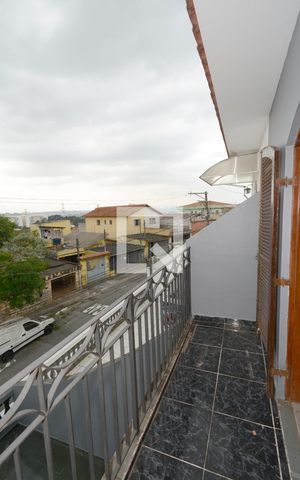 Casa à venda com 130m², 2 quartos e 2 vagasVaranda da Suíte 1