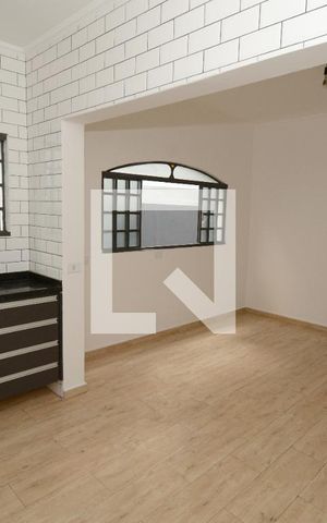 Casa à venda com 130m², 2 quartos e 2 vagasCozinha