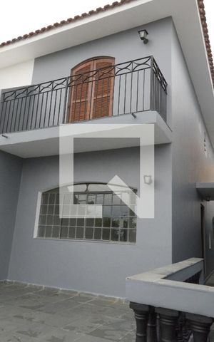Casa à venda com 130m², 2 quartos e 2 vagasTerraço