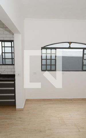 Casa à venda com 130m², 2 quartos e 2 vagasCozinha