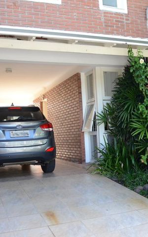 Casa para alugar com 350m², 4 quartos e 2 vagasÁrea externa