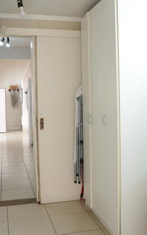 Casa para alugar com 350m², 4 quartos e 2 vagasÁrea de serviço