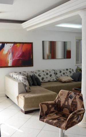 Casa para alugar com 350m², 4 quartos e 2 vagasSala