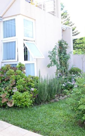 Casa para alugar com 350m², 4 quartos e 2 vagasÁrea externa