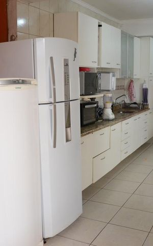 Casa para alugar com 350m², 4 quartos e 2 vagasCozinha