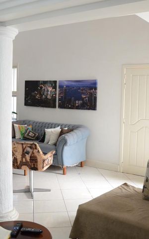 Casa para alugar com 350m², 4 quartos e 2 vagasSala