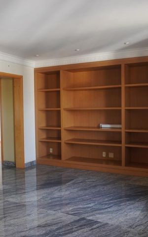 Apartamento à venda com 300m², 4 quartos e 4 vagasSala de TV