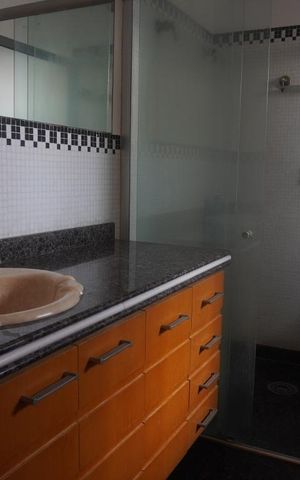 Apartamento à venda com 300m², 4 quartos e 4 vagasBanheiro