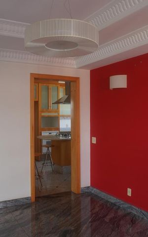 Apartamento à venda com 300m², 4 quartos e 4 vagasSala