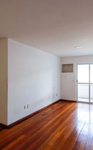 Apartamento para alugar com 78m², 3 quartos e 3 vagas Apartamento para alugar com 78m², 3 quartos e 3 vagasSala