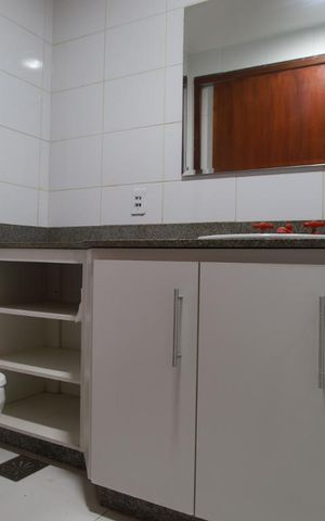 Casa de condomínio à venda com 250m², 6 quartos e 1 vagaBenheiro Social 2