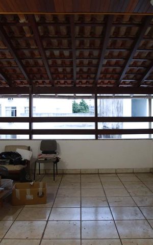 Casa de condomínio à venda com 250m², 6 quartos e 1 vagaTerraço