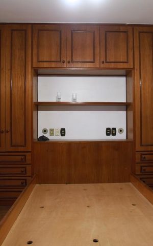 Casa de condomínio à venda com 250m², 6 quartos e 1 vagaQuarto Suíte 4