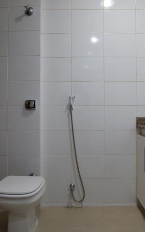 Casa de condomínio à venda com 250m², 6 quartos e 1 vagaBanheiro Suíte 4
