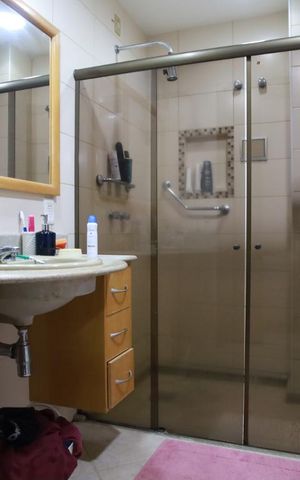 Casa de condomínio à venda com 250m², 6 quartos e 1 vagaBanheiro Suíte 1