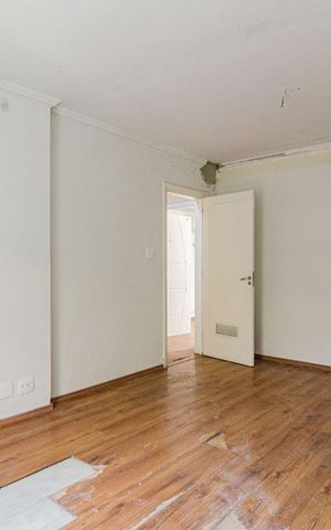 Casa à venda com 625m², 4 quartos e 5 vagas Casa à venda com 625m², 4 quartos e 5 vagasSala 3