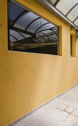 Casa à venda com 625m², 4 quartos e 5 vagas Casa à venda com 625m², 4 quartos e 5 vagasQuintal