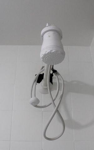 Apartamento à venda com 44m², 1 quarto e sem vagaChuveiro