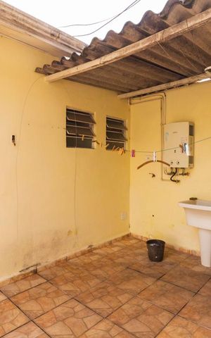 Casa para alugar com 170m², 3 quartos e 1 vagaÁrea de Serviço