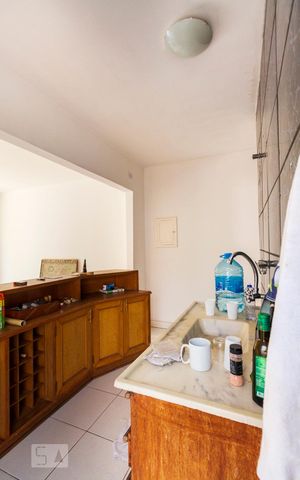 Casa para alugar com 170m², 3 quartos e 1 vagaCozinha
