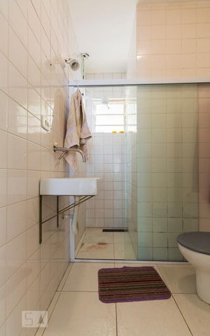 Casa para alugar com 170m², 3 quartos e 1 vagaBanheiro