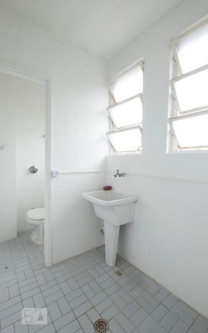 Apartamento para alugar com 60m², 2 quartos e sem vaga Apartamento para alugar com 60m², 2 quartos e sem vagaÁrea de Serviço