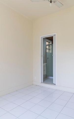 Studio para alugar com 21m², 1 quarto e sem vagaSala/Quarto