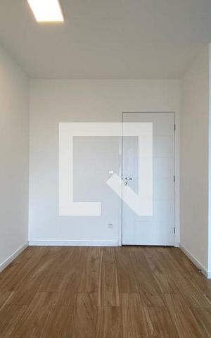 Apartamento à venda com 49m², 2 quartos e 1 vaga Apartamento à venda com 49m², 2 quartos e 1 vagaSala