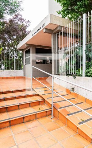 Apartamento à venda com 35m², 1 quarto e 1 vaga Apartamento à venda com 35m², 1 quarto e 1 vagaEntrada
