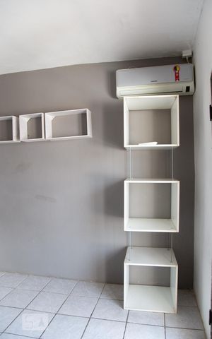 Casa à venda com 270m², 4 quartos e 5 vagas Casa à venda com 270m², 4 quartos e 5 vagasQuarto 3