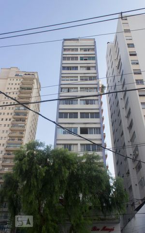 Apartamento à venda com 45m², 1 quarto e sem vagaFachada