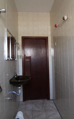 Casa à venda com 280m², 2 quartos e 5 vagasBanheiro 2 social