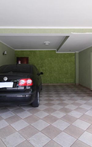 Casa à venda com 352m², 4 quartos e 5 vagasGaragem