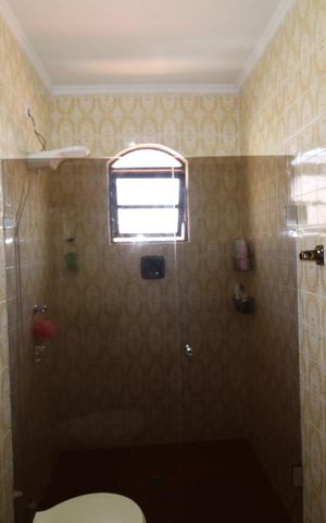 Casa à venda com 352m², 4 quartos e 5 vagas 2 suite