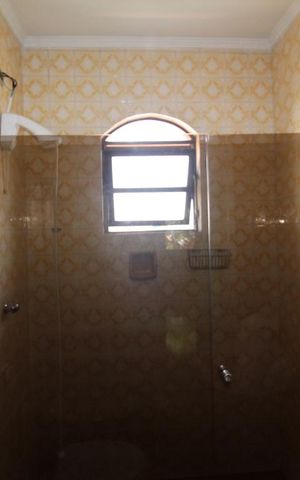 Casa à venda com 352m², 4 quartos e 5 vagasbanhe 1banhe 1