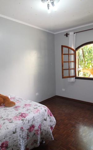 Casa à venda com 352m², 4 quartos e 5 vagasquarto 2