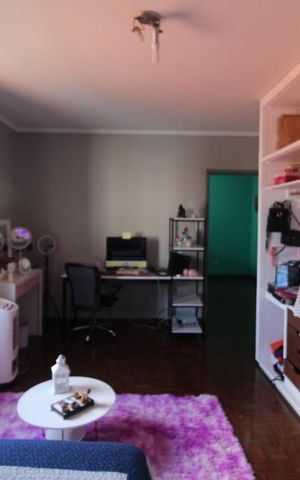 Casa à venda com 352m², 4 quartos e 5 vagasQuarto 2 suite