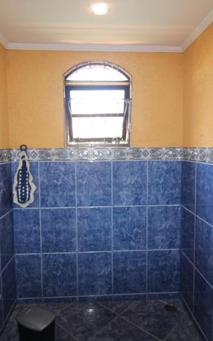 Casa à venda com 352m², 4 quartos e 5 vagasLavabo