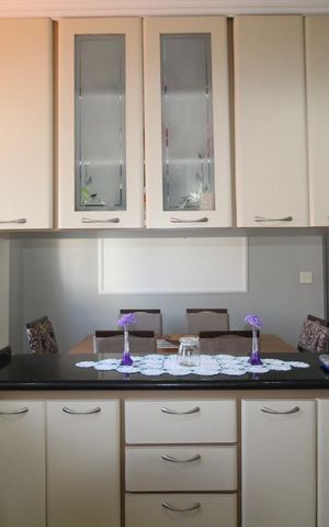 Casa à venda com 352m², 4 quartos e 5 vagasCozinha