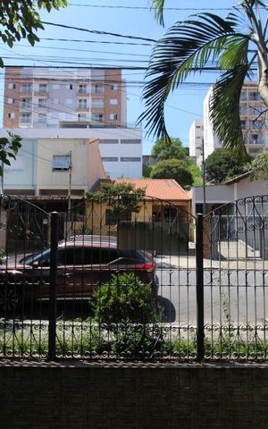 Casa à venda com 352m², 4 quartos e 5 vagasVista da sala