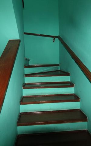 Casa à venda com 352m², 4 quartos e 5 vagasAcesso aos quartos