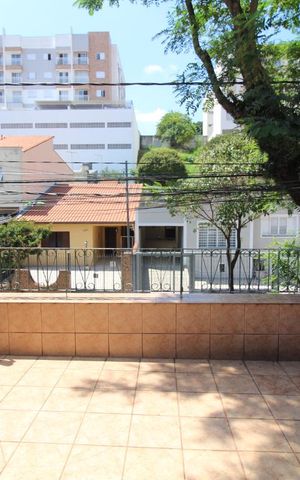 Casa à venda com 352m², 4 quartos e 5 vagasVaranda da suite 1