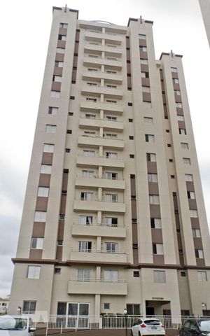 Apartamento para alugar com 55m², 2 quartos e 1 vaga Apartamento para alugar com 55m², 2 quartos e 1 vagaFachada
