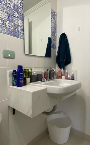 Apartamento para alugar com 60m², 1 quarto e 2 vagas Apartamento para alugar com 60m², 1 quarto e 2 vagasBanheiro da Suíte