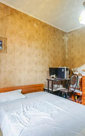 Casa à venda com 170m², 3 quartos e 2 vagas Casa à venda com 170m², 3 quartos e 2 vagasQuarto 01